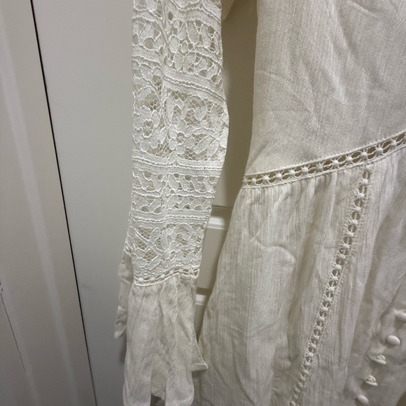 NWT. Lost & Wander Boho Long Lace Sleeve White Mini Dress. Size Medium - Picture 12 of 16